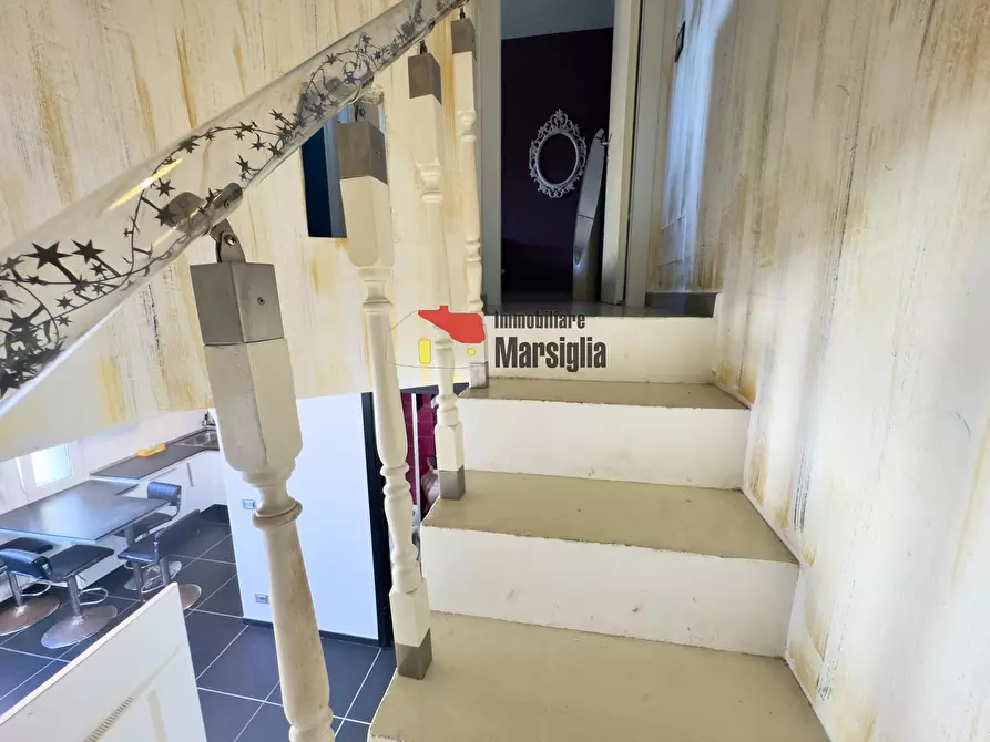 Immagine 11 di Trilocale in vendita  in Via Vittorio Veneto 38 a San Remo