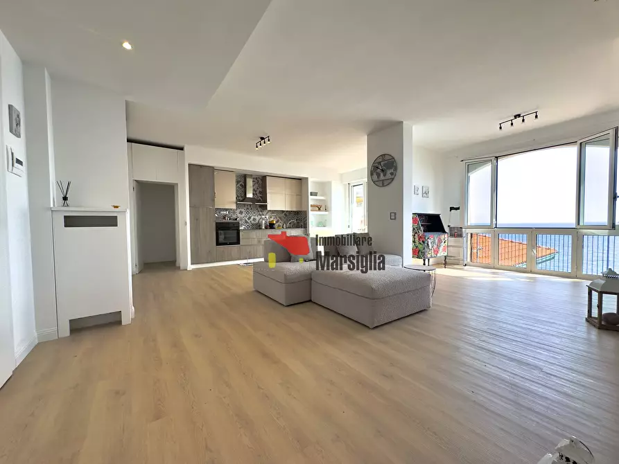 Immagine 10 di Attico in vendita  in CAPO PINO a San Remo