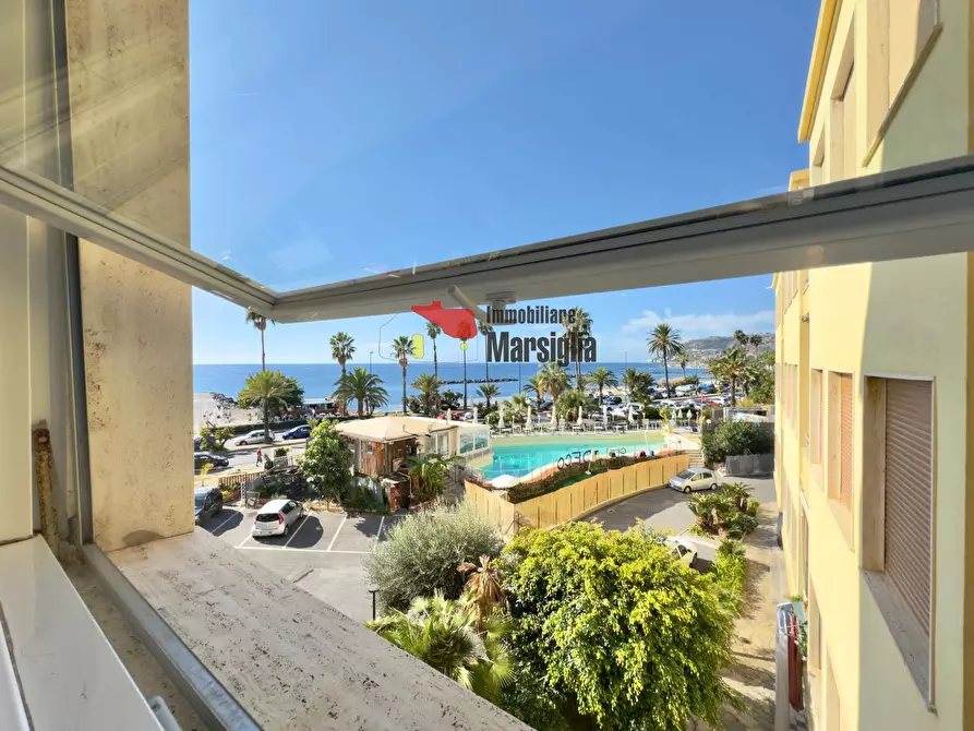 Immagine 5 di Trilocale in vendita  in Via Vittorio Veneto 38 a San Remo