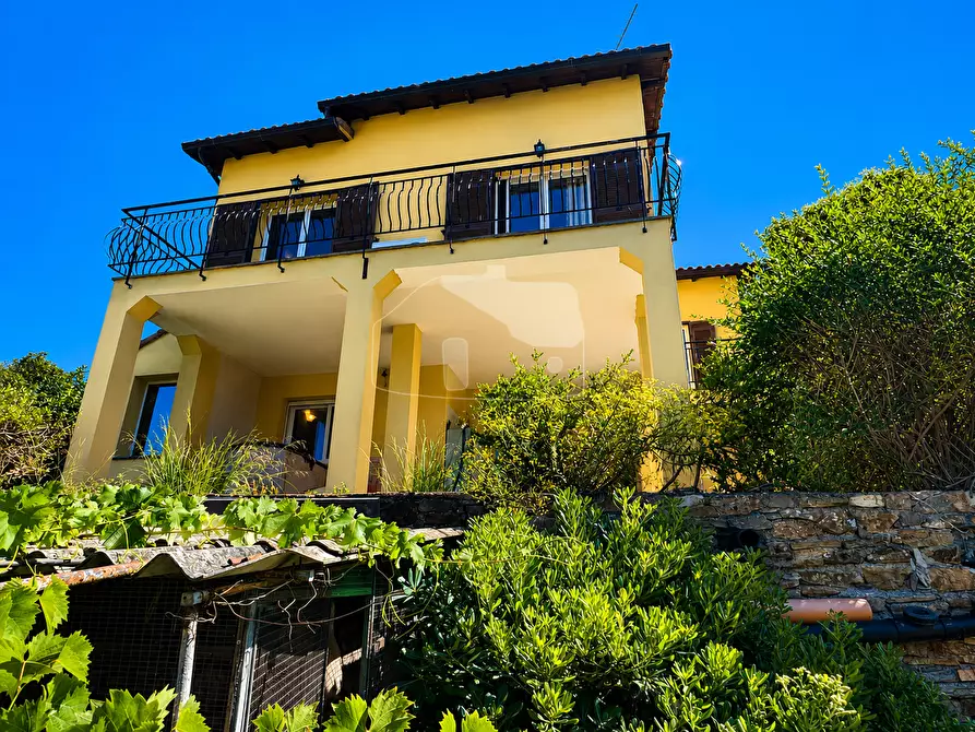 Immagine 4 di Casa indipendente in vendita  in Strada San Bartolomeo 300 a San Remo