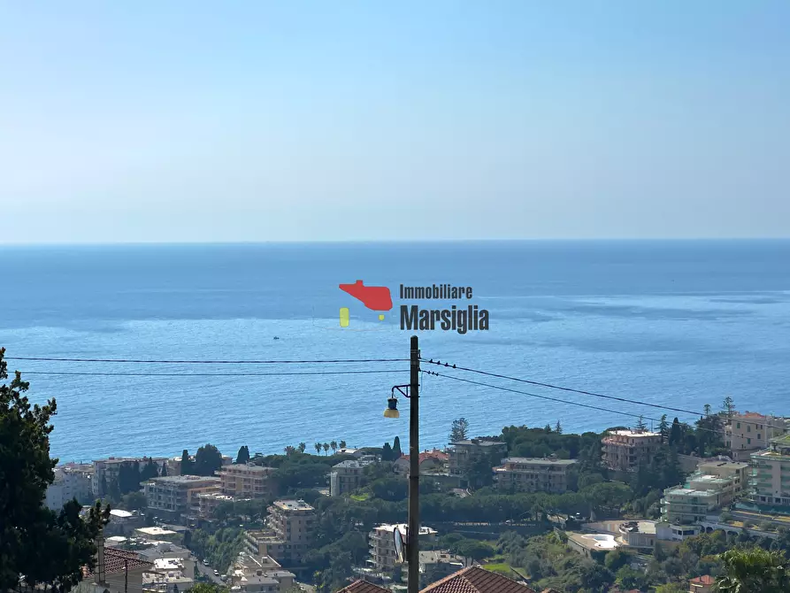 Immagine 12 di Casa indipendente in vendita  in Via G. D'Annunzio 60 a San Remo