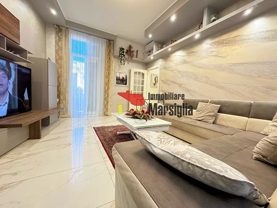 Immagine 4 di Trilocale in vendita  in Corso Giuseppe Garibaldi 100 a San Remo