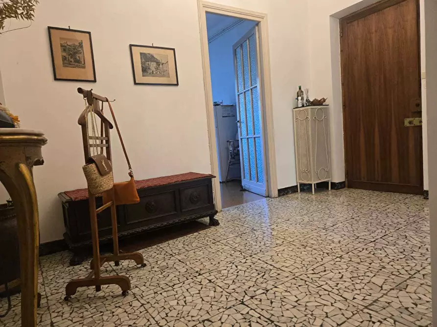 Immagine 9 di Quadrilocale in vendita  in Corso degli Inglesi 700 a San Remo