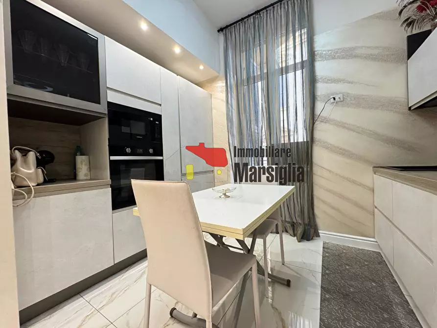 Immagine 6 di Trilocale in vendita  in Corso Giuseppe Garibaldi 100 a San Remo