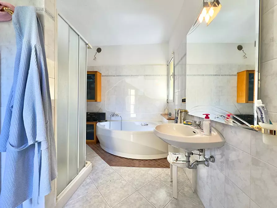 Immagine 22 di Casa indipendente in vendita  in Strada San Bartolomeo 300 a San Remo