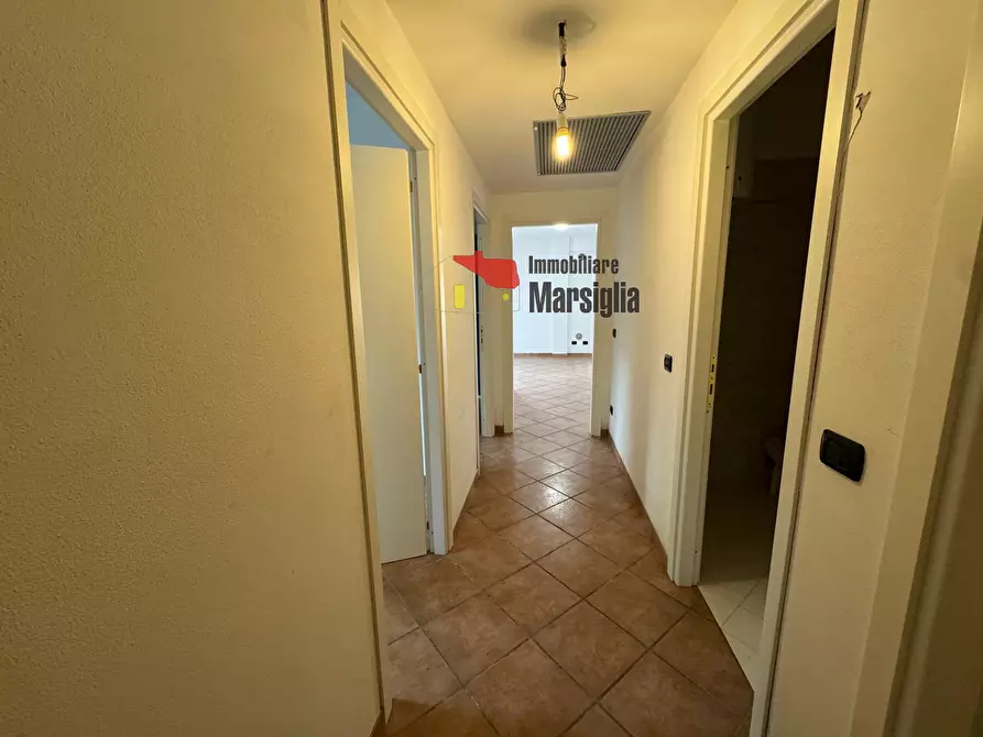 Immagine 11 di Trilocale in vendita  in Via Franco Alfano 37 a San Remo