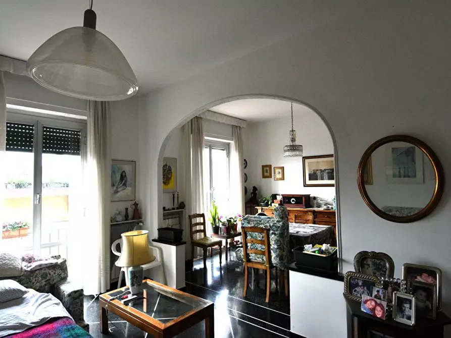 Immagine 1 di Appartamento in vendita  in Via Giorgio Chiesa a Genova