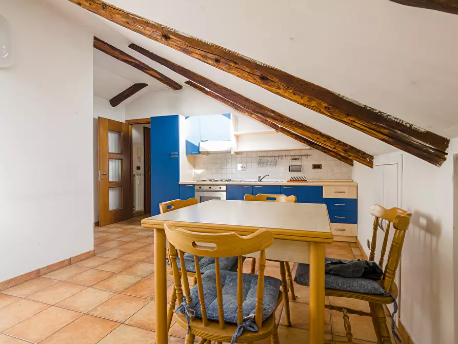 Immagine 2 di Bilocale in vendita  in Via Moretta a Torino