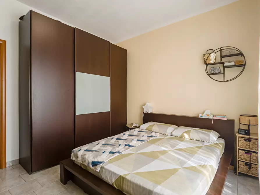 Immagine 12 di Bilocale in vendita  in Via Luigi Goytre a Torino