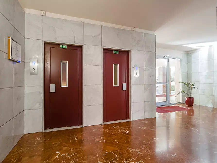 Immagine 38 di Quadrilocale in vendita  in Via Castellino a Torino