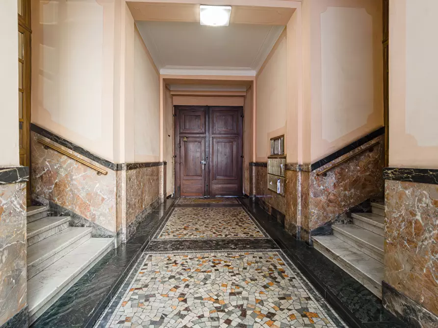 Immagine 25 di Bilocale in vendita  in Via Moretta a Torino