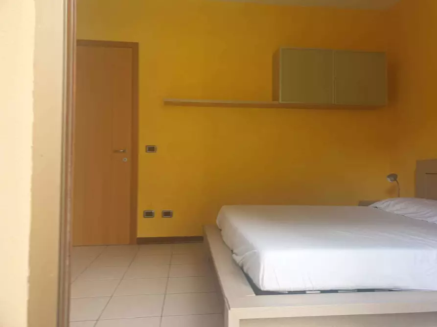 Immagine 17 di Appartamento in vendita  a Livorno