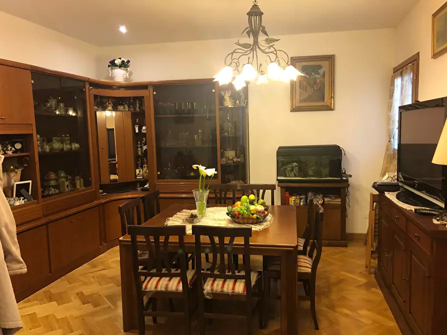 Immagine 14 di Pentalocale in vendita  a Livorno