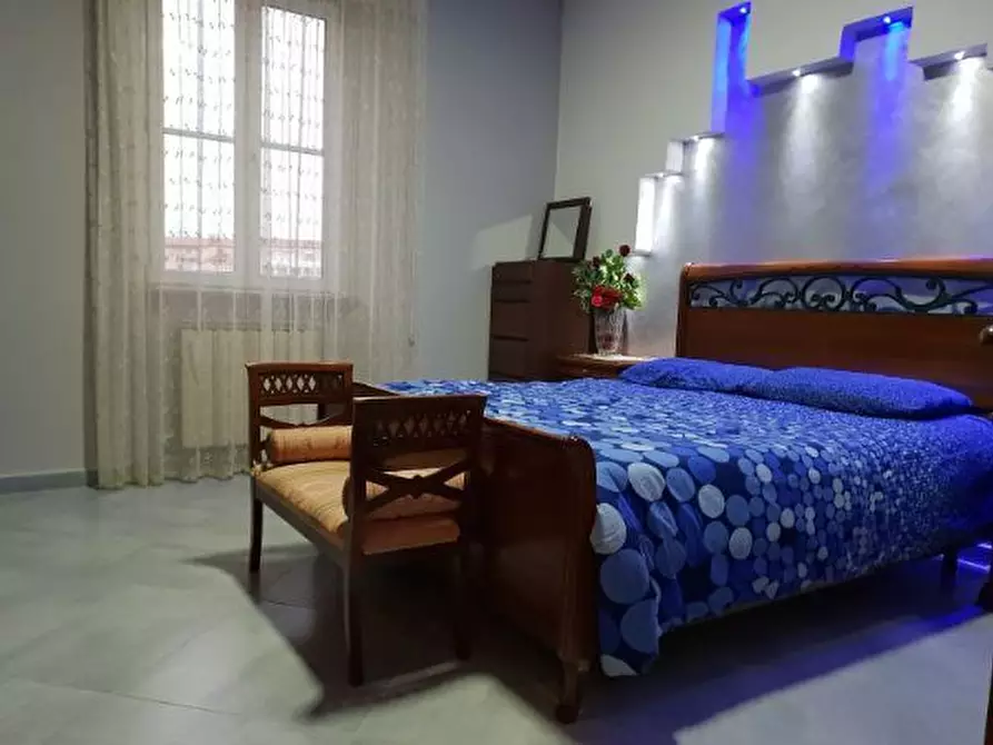 Immagine 12 di Appartamento in vendita  a Livorno