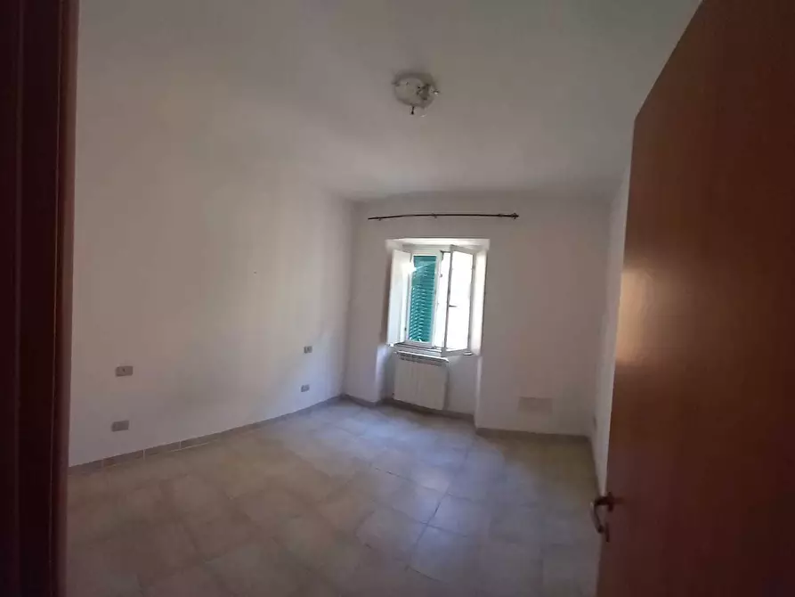 Immagine 14 di Appartamento in vendita  a Livorno