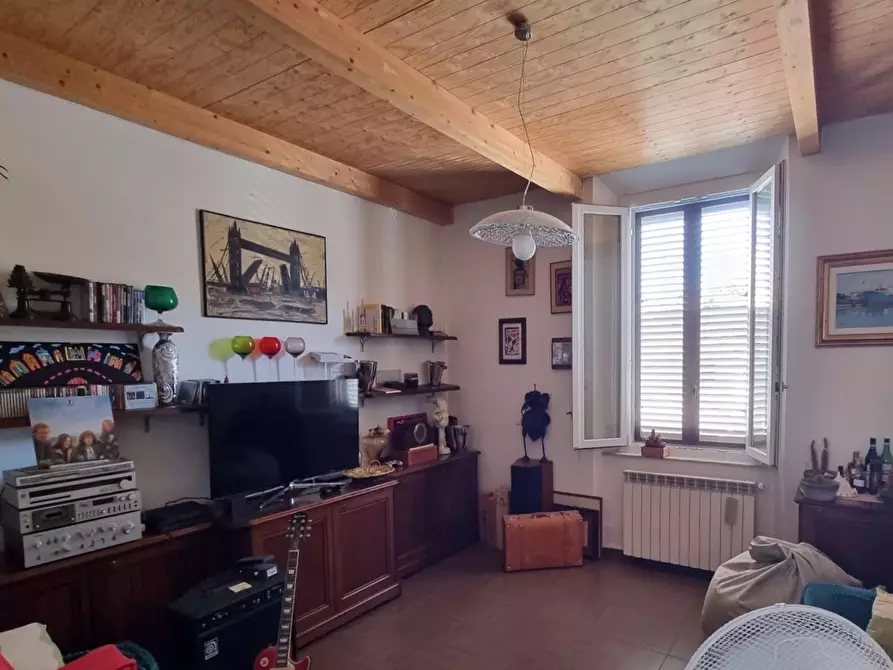 Immagine 5 di Pentalocale in vendita  a Livorno