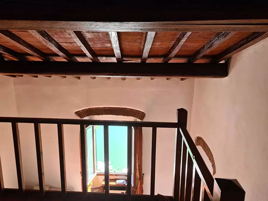 Immagine 10 di Trilocale in vendita  a Livorno