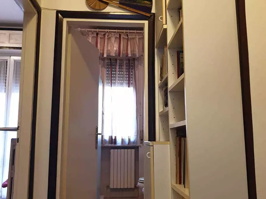 Immagine 15 di Appartamento in vendita  a Livorno