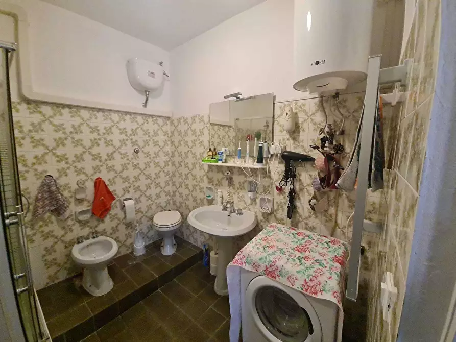 Immagine 16 di Trilocale in vendita  a Livorno