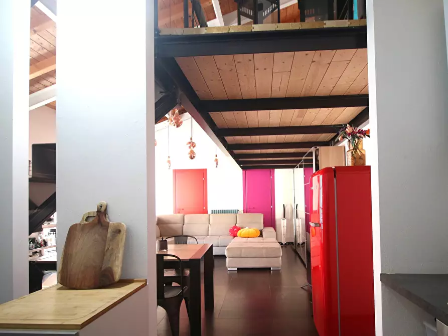 Immagine 10 di Loft/Open space in vendita  in Via Francesco Anzani 12 a Como