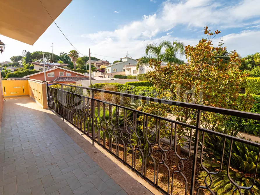 Immagine 11 di Villa in vendita  a Siracusa