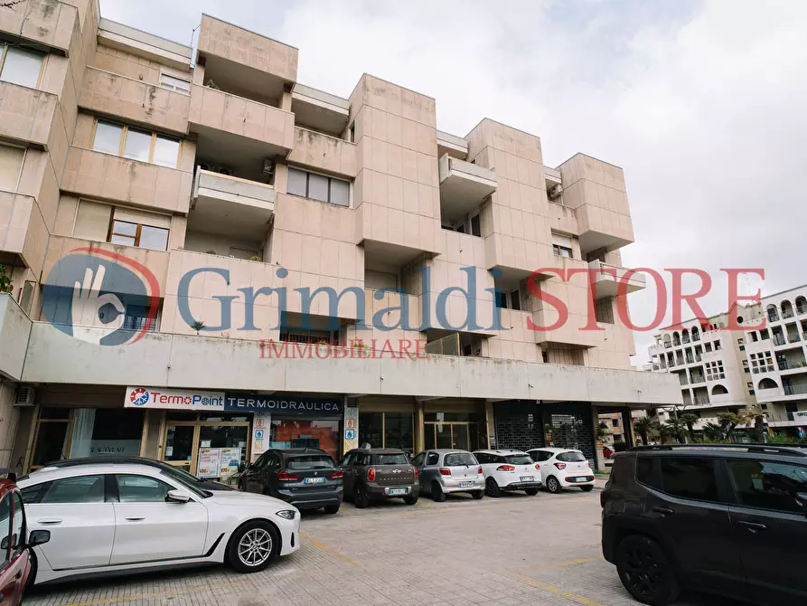 Immagine 1 di Appartamento in vendita  in Viale Torre del Parco 11 a Lecce