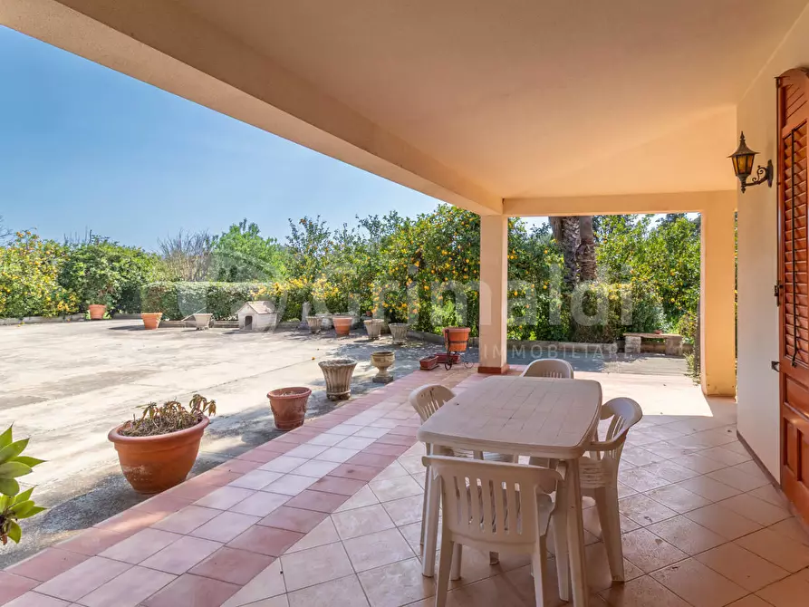 Immagine 6 di Villa in vendita  in Via Bella Pettinata 1 a Avola