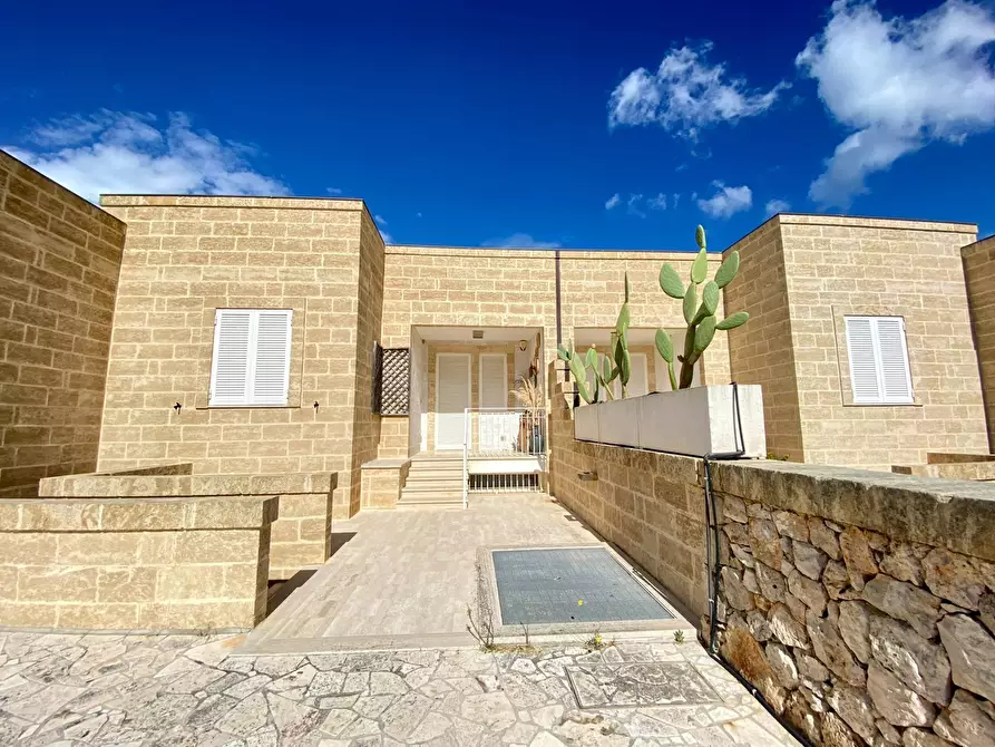 Immagine 8 di Villetta a schiera in vendita  in Via Rita Levi Montalcini 163 a Otranto