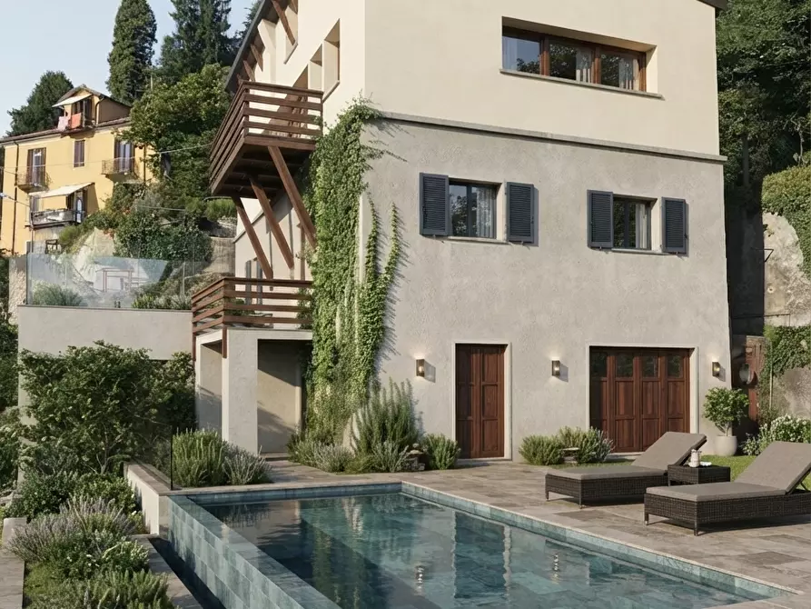 Immagine 7 di Villa in vendita  in via Scalini 38 a Brunate