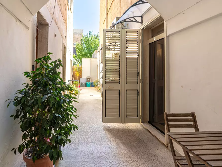 Immagine 1 di Casa semindipendente in vendita  in Via Giovanni Camillo Palma 55 a Lecce