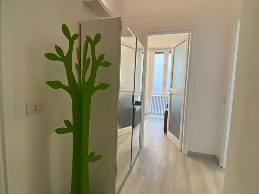 Immagine 2 di Appartamento in affitto  a Como