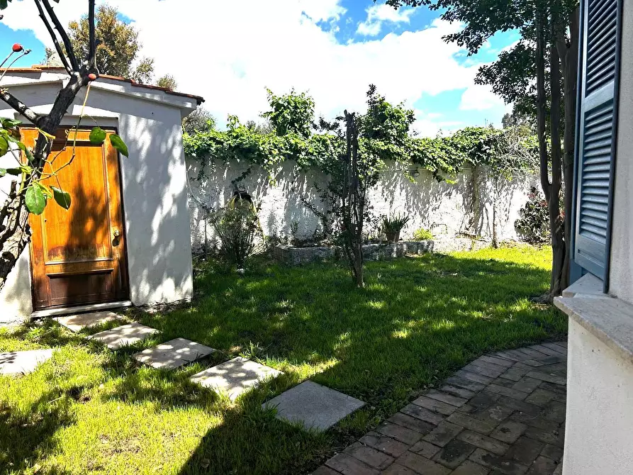 Immagine 10 di Villa in vendita  in Via Giacomo Leopardi 63 a San Felice Circeo