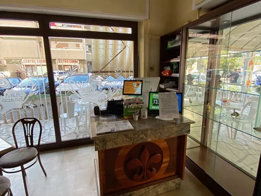 Immagine 12 di Bar / Ristorante in vendita  in Via Venezia 12 a Nettuno