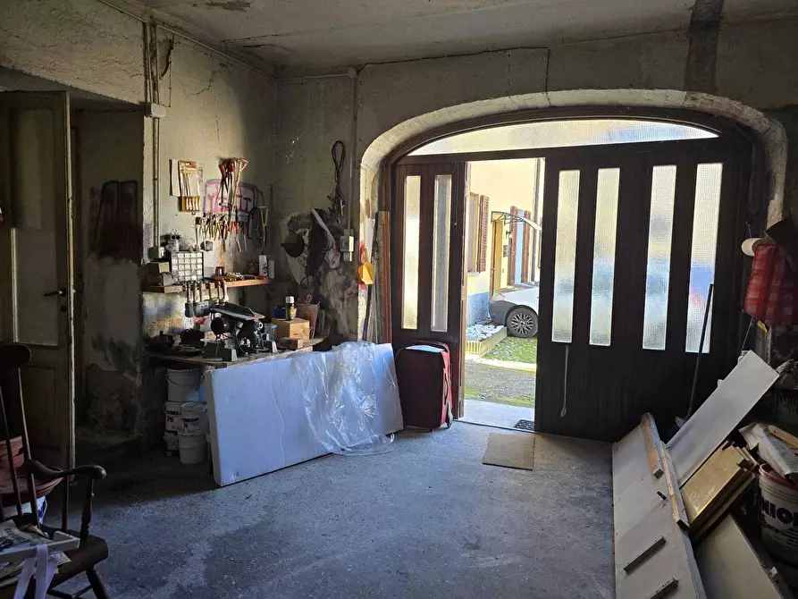 Immagine 16 di Appartamento in vendita  in Via Carlo Bianchi 11 a Inverigo