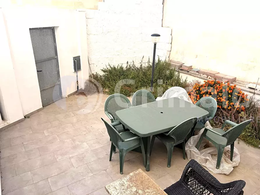Immagine 16 di Casa bifamiliare in vendita  in Piazza Indipendenza a Sannicola