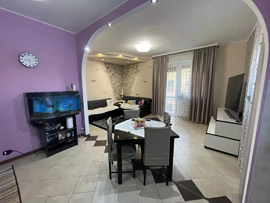 Immagine 5 di Appartamento in vendita  in Via Isonzo 6 a Novara