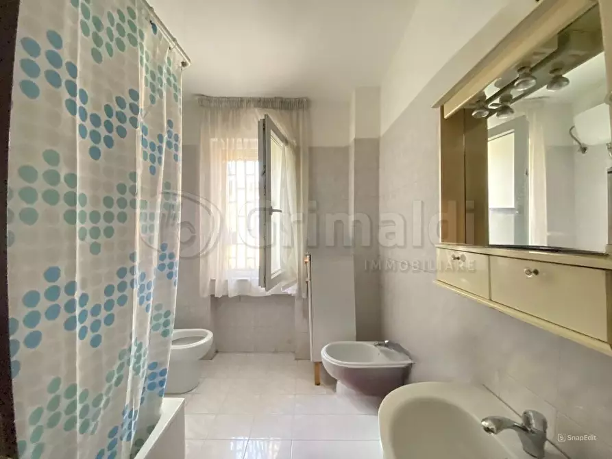 Immagine 14 di Casa indipendente in vendita  a Aversa