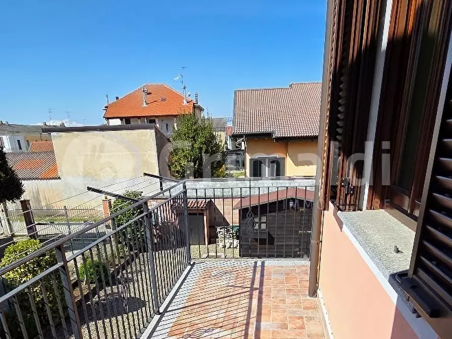 Immagine 41 di Villa in vendita  in Via Giovanni Antonio Comissetti 1 a Pezzana