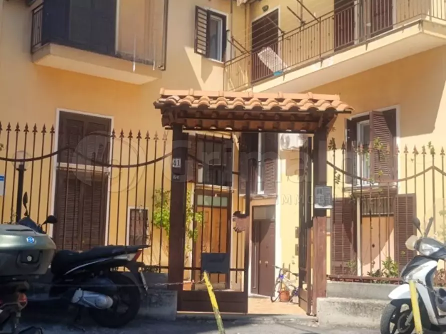 Immagine 2 di Appartamento in vendita  a Napoli