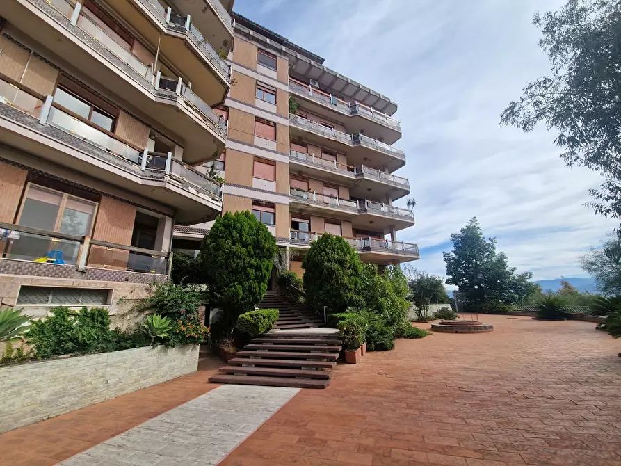 Immagine 1 di Appartamento in vendita  in Via Ducezio 36 a Messina