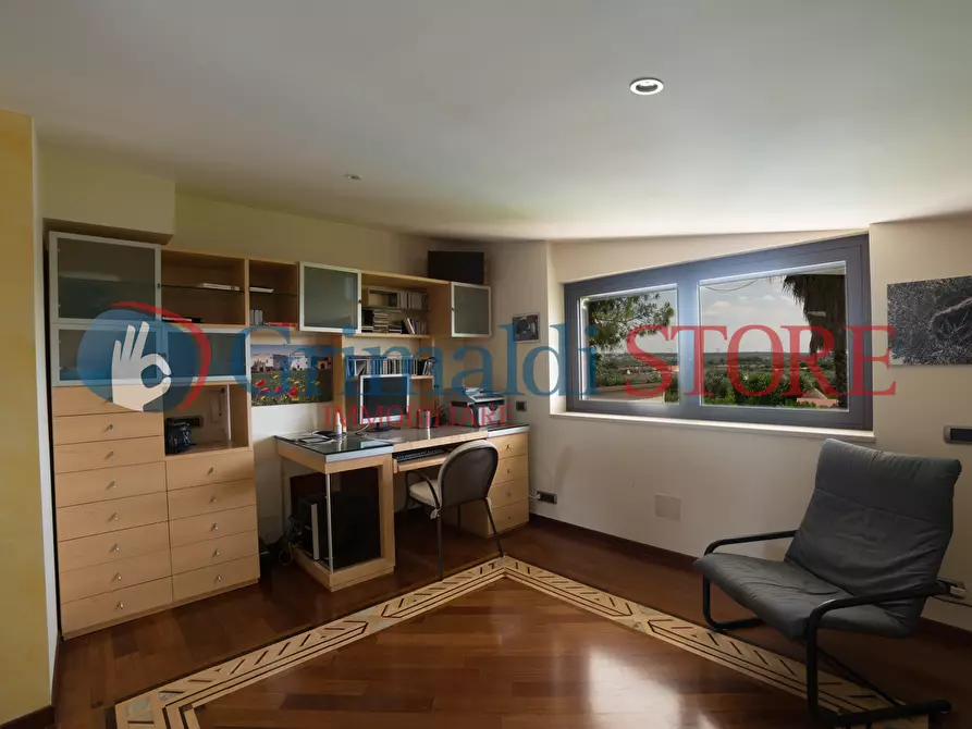 Immagine 31 di Villa in vendita  a Grottaglie