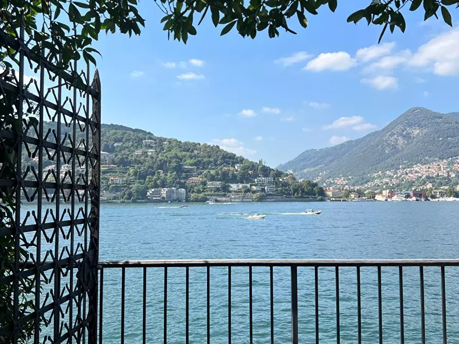 Immagine 2 di Casa indipendente in affitto  in Viale Geno 16 a Como