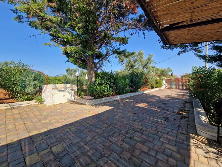 Immagine 30 di Villa in vendita  a San Vito Dei Normanni