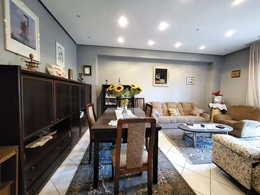 Immagine 10 di Trilocale in vendita  in Via Gaetano Donizetti 13 a Taormina