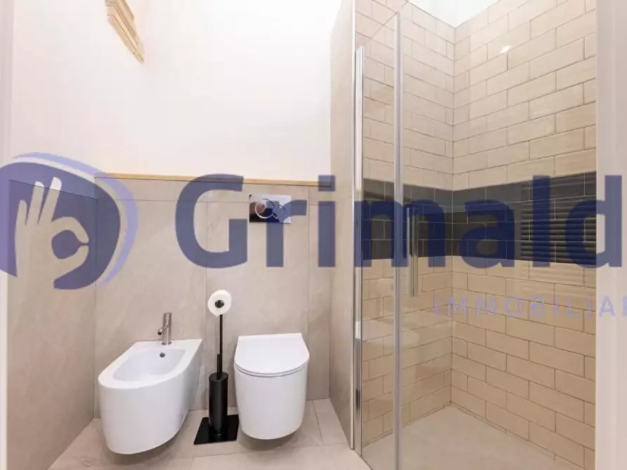 Immagine 18 di Casa indipendente in vendita  in Via Luigi Scarambone 16 a Lecce