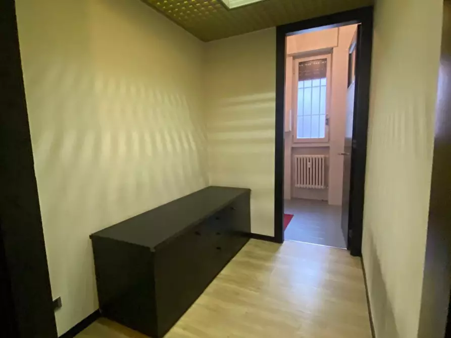 Immagine 19 di Quadrilocale in vendita  in Viale Paolo Onorato Vigliani 13 a Milano