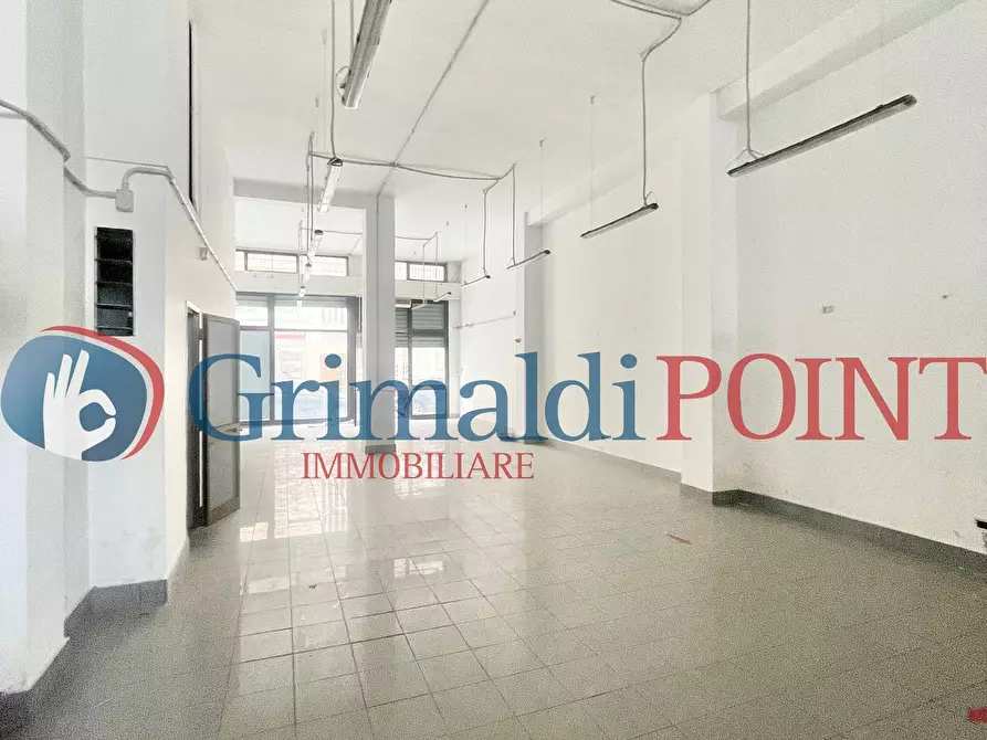 Immagine 18 di Locale commerciale in vendita  in Via Don Luigi Sturzo 53 a Lecce