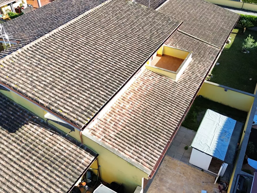 Immagine 19 di Casa indipendente in vendita  in Viale Roma 210 a Anzio