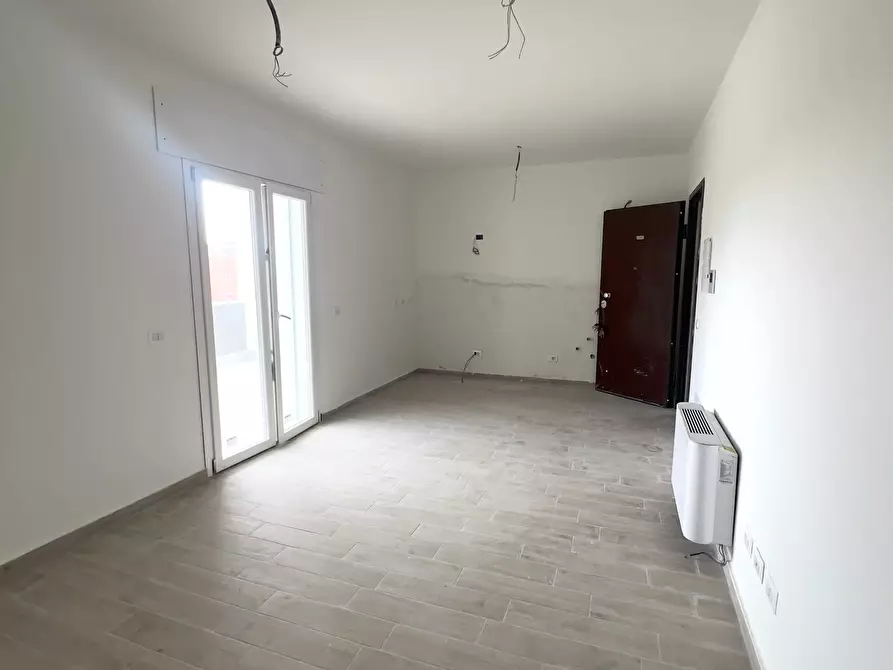 Immagine 6 di Trilocale in vendita  in Via Monte Civetta 2 a Nettuno