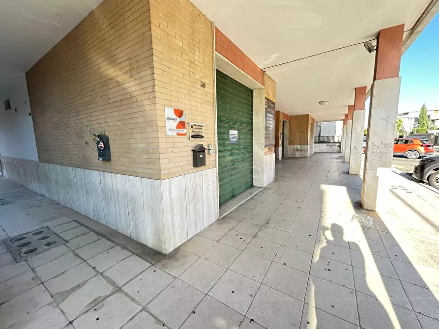 Immagine 4 di Locale commerciale in affitto  in Via dei Palumbo 43 a Lecce